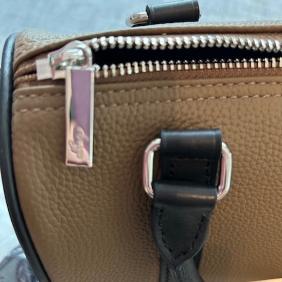 DUYP Mini Boston Bag Khaki in Excellent Condition - Like New - Picture 7 of 7